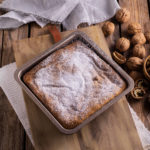 Domowe ciasto z jabłkami i cynamonem